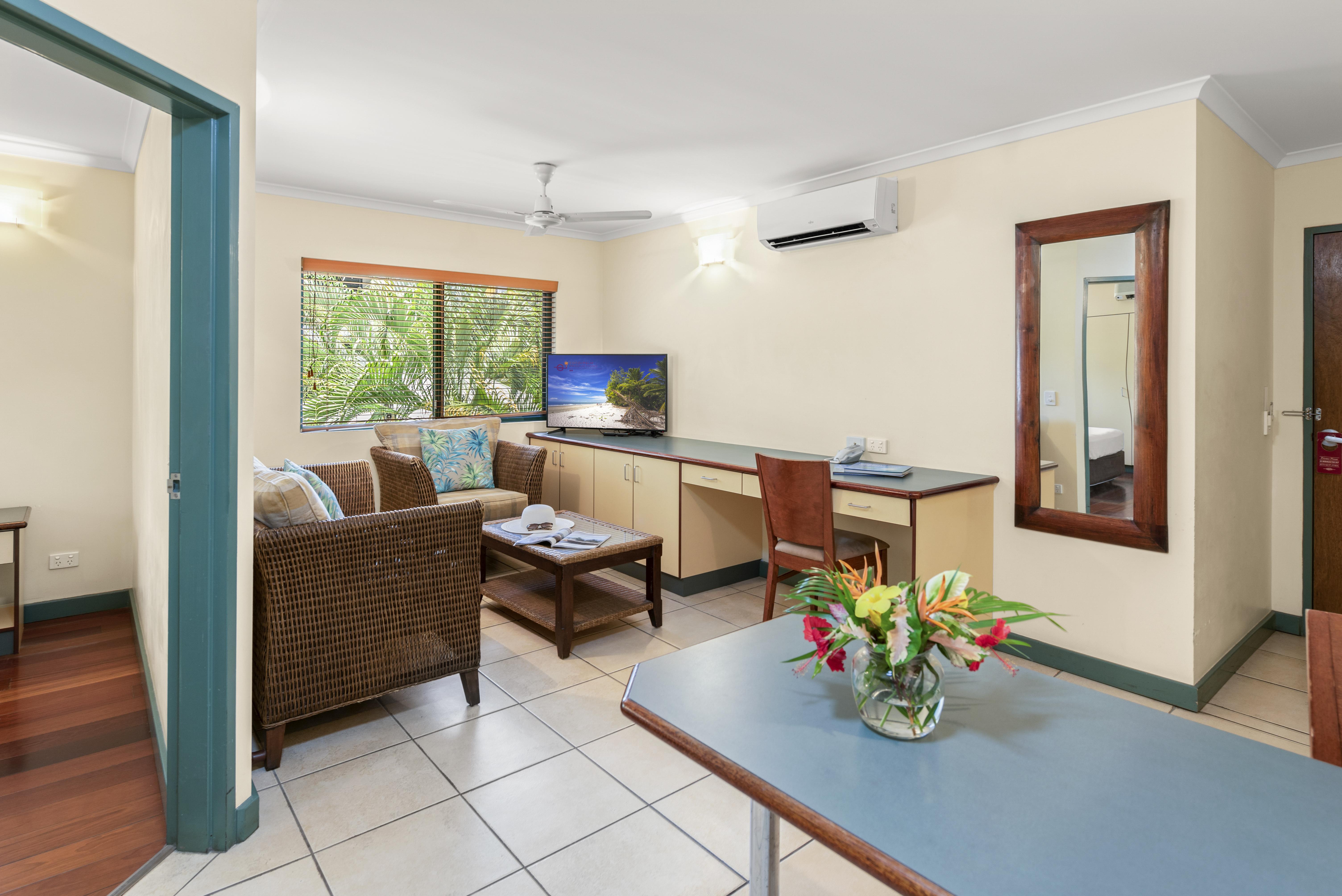 เบย์วิลเลจทรอปิคัลรีทรีท&อพาร์ทเมนท์ส Aparthotel แคนส์ ภายนอก รูปภาพ