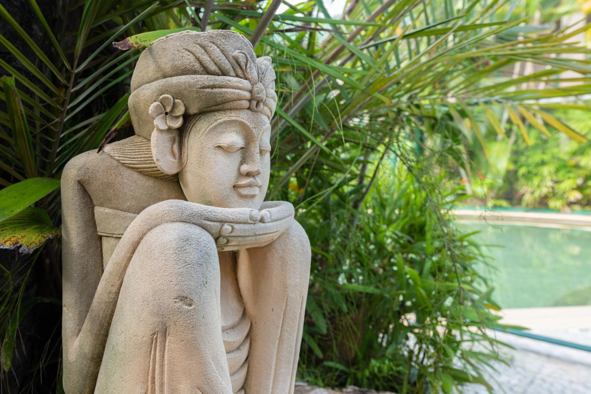 เบย์วิลเลจทรอปิคัลรีทรีท&อพาร์ทเมนท์ส Aparthotel แคนส์ ภายนอก รูปภาพ