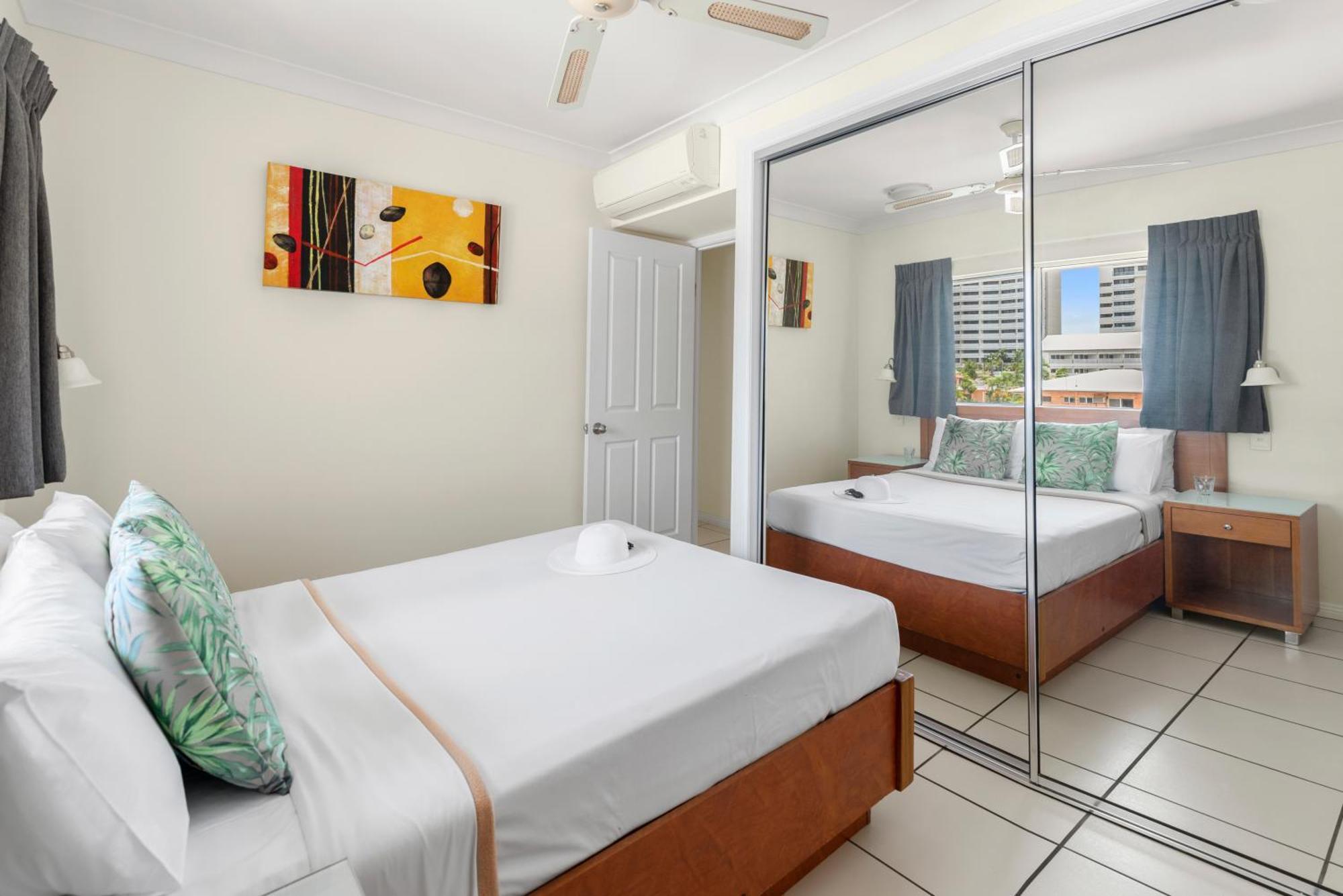 เบย์วิลเลจทรอปิคัลรีทรีท&อพาร์ทเมนท์ส Aparthotel แคนส์ ภายนอก รูปภาพ